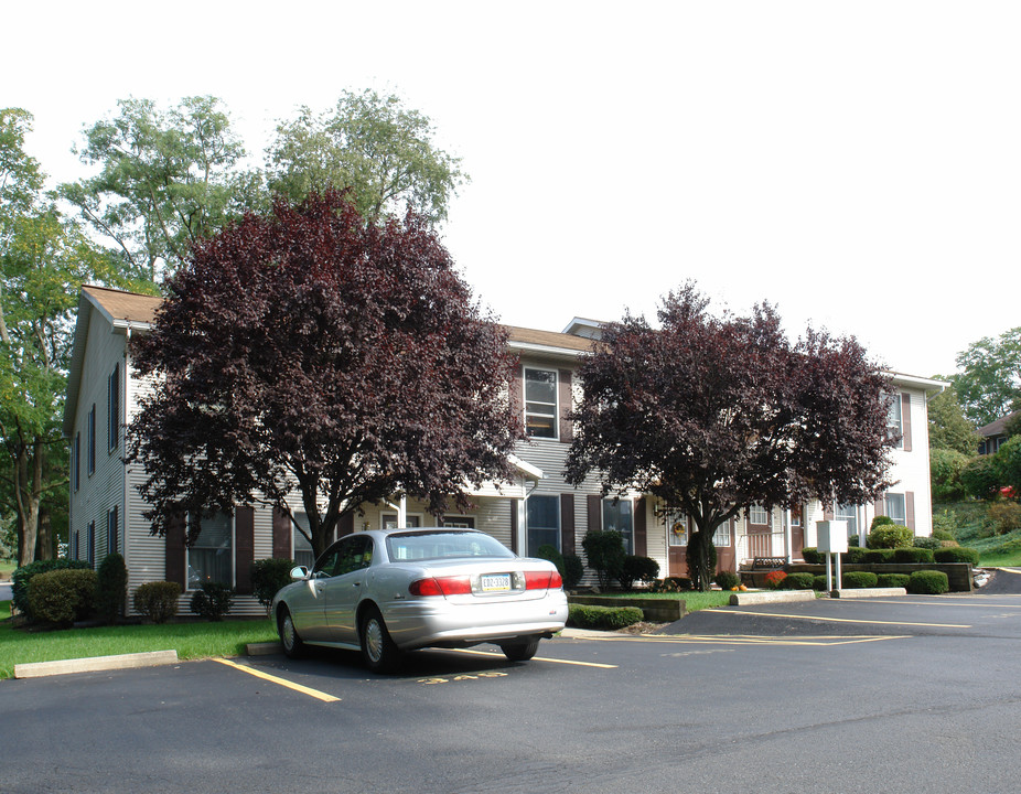 Eldercrest Apartments in Williamsport, PA - Foto de edificio