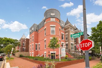 1819 First St NW in Washington, DC - Building Photo - Building Photo