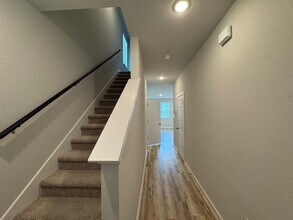 5935 W Hausman Rd in San Antonio, TX - Building Photo - Building Photo