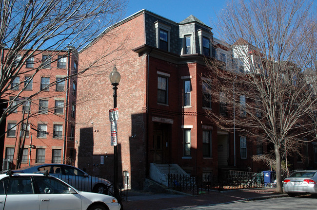 2 Wigglesworth St in Boston, MA - Building Photo - Building Photo