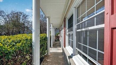 324 Busher Rd, Unit 1805-4 in Virginia Beach, VA - Foto de edificio - Building Photo