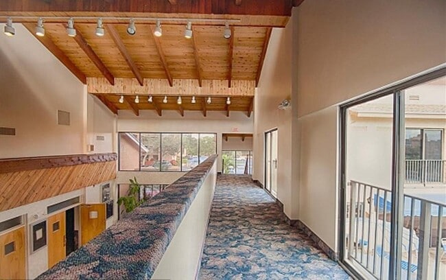 370 NW 76th Ave, Unit Garden in Margate, FL - Building Photo - Building Photo