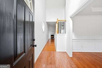 4545 Parkview Walk Dr in Lilburn, GA - Building Photo - Building Photo