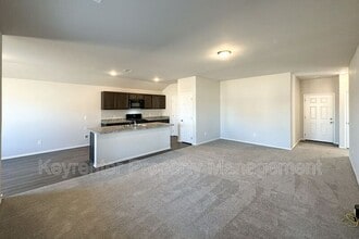 932 S Blackjack Ln in Mustang, OK - Building Photo - Building Photo