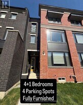 5 Marvin Ave in Oakville, ON - Building Photo