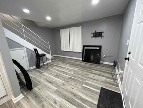 2537 Iverson St in Temple Hills, MD - Building Photo - Building Photo