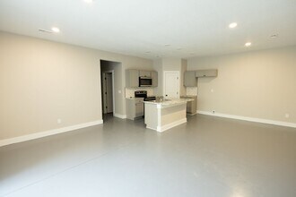 804 N Custer St in Wichita, KS - Building Photo - Building Photo