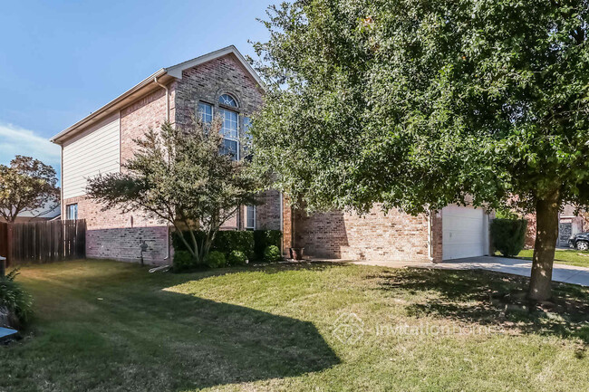 10313 Stoneside Ct in Fort Worth, TX - Building Photo - Building Photo