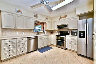 129 Alhambra Pl in West Palm Beach, FL - Building Photo - Building Photo