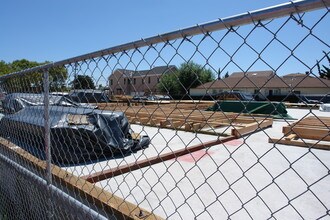 1705 Palm Ave in San Mateo, CA - Building Photo - Building Photo