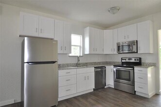 2924 Bomar Ave in Fort Worth, TX - Building Photo - Building Photo