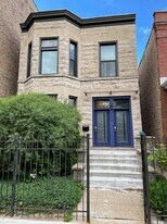2706 N Richmond St, Unit 2 in Chicago, IL - Building Photo