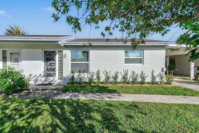 property at 1004 Stillwater Dr