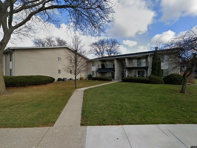 property at 8465 Kennedy Cir
