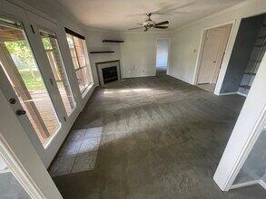62 Plum Ct in Lake Jackson, TX - Building Photo - Building Photo
