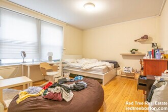 466 Commonwealth Ave in Boston, MA - Building Photo - Building Photo