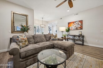 15050 N Thompson Peak Pkwy in Scottsdale, AZ - Building Photo - Building Photo