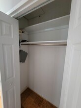 4390 LORCOM Ln, Unit 709 in Arlington, VA - Foto de edificio - Building Photo