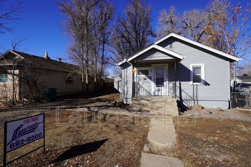 1743 Galena St in Aurora, CO - Building Photo