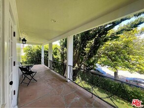 1212 10th St in Santa Monica, CA - Building Photo - Building Photo
