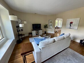 638 Taylor Ave in Scranton, PA - Building Photo - Building Photo