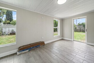 4364 N Mary Cir in Palm Beach Gardens, FL - Building Photo - Building Photo