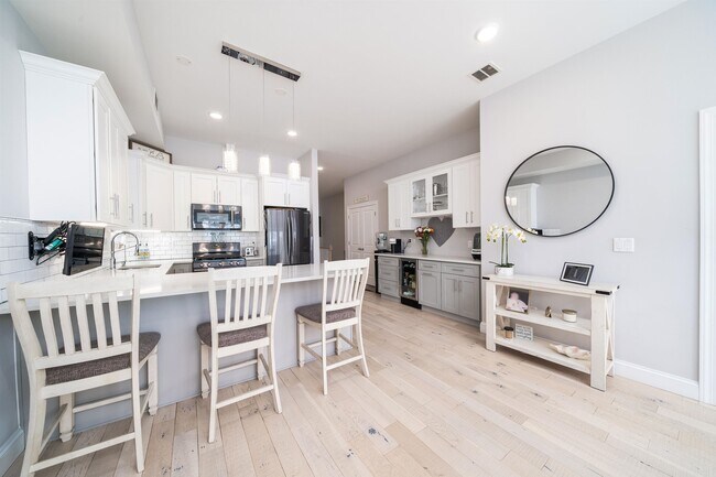 197 Lincoln St in Jersey City, NJ - Building Photo - Building Photo