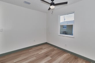 508 91st Ave N, Unit 508 in St. Petersburg, FL - Building Photo - Building Photo