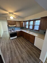 1606 Mill St in Midland, MI - Foto de edificio - Building Photo