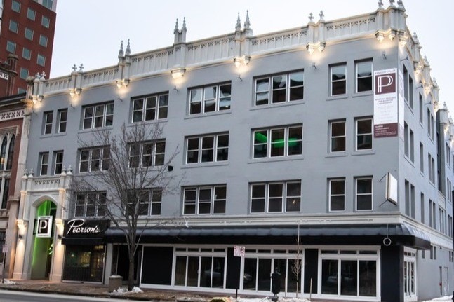 Pearson Place in Manchester, NH - Building Photo