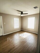1807 Gorman in San Antonio, TX - Building Photo - Building Photo