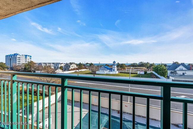 422 Ocean Blvd N in Long Branch, NJ - Building Photo - Building Photo