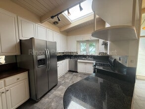 3677 Willowick Dr in Ventura, CA - Building Photo - Building Photo