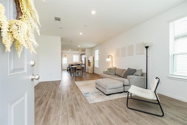 23631 Simmental Rd in Hockley, TX - Foto de edificio - Building Photo