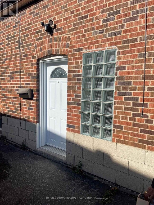 property at 56 Harris Park Dr