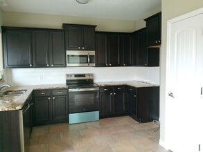 1106 Cupertino St in Portland, TX - Building Photo - Building Photo