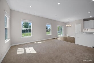 3391 Helene Rieder Dr in Montgomery, IL - Building Photo - Building Photo
