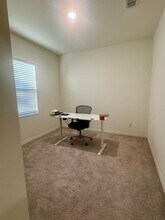 25344 N Atlas Rd in Florence, AZ - Foto de edificio - Building Photo