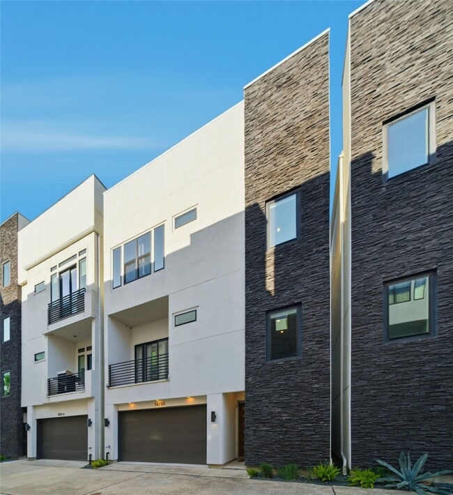 1615 Wheeler Ave in Houston, TX - Building Photo - Building Photo