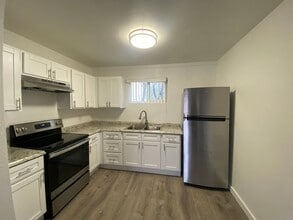 Beautiful Renovations One and Two Bedrooms in Tempe, AZ - Foto de edificio - Interior Photo