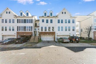 9875 Dochart Sound Ln in Linton Hall, VA - Building Photo