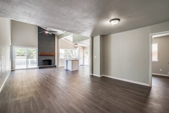 1005 Via Balboa in Mesquite, TX - Building Photo - Building Photo