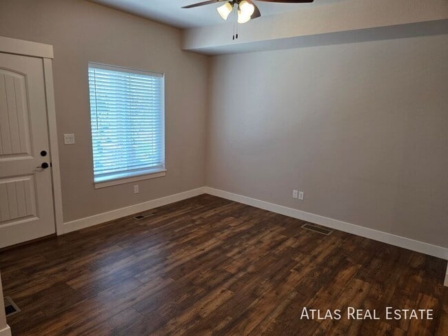 property at 1669 Westward Pl