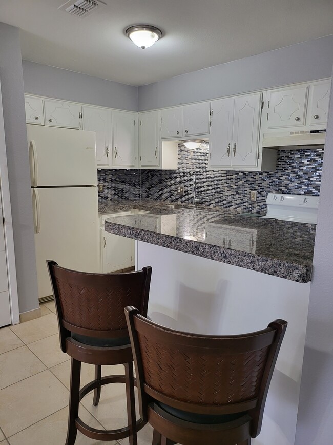 312 Gastel Cir, Unit EXCELLENT MAINTENANCE