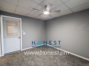 73 Kennedy Memorial Dr in Waterville, ME - Building Photo - Building Photo