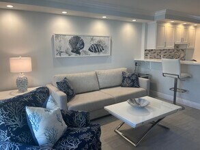 2929 S Ocean Blvd in Boca Raton, FL - Building Photo - Building Photo