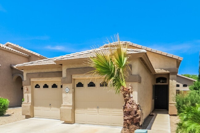 property at 2017 N 106th Dr