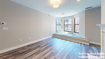 40 Garrison St in Boston, MA - Building Photo