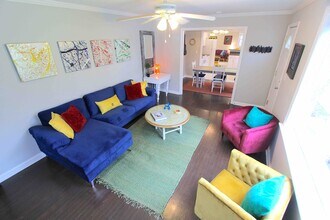 2502 Woodyhill Dr in Nashville, TN - Foto de edificio - Building Photo