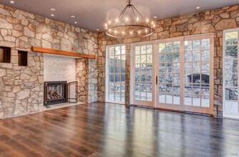 4 Woods Way in Guilford, CT - Building Photo - Building Photo